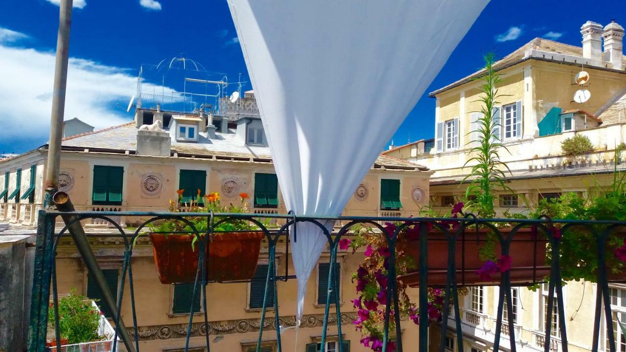 I Tetti Di Genova Grande Appartamento Exterior foto